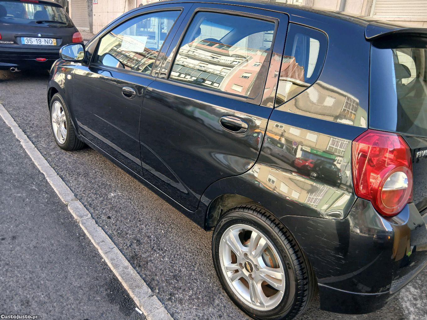 Chevrolet Aveo 1.2 — fotografia 3