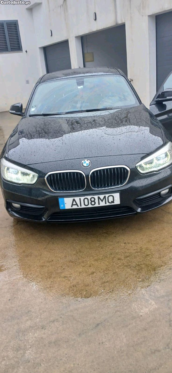 BMW 116 d EfficientDynamics — fotografia 5