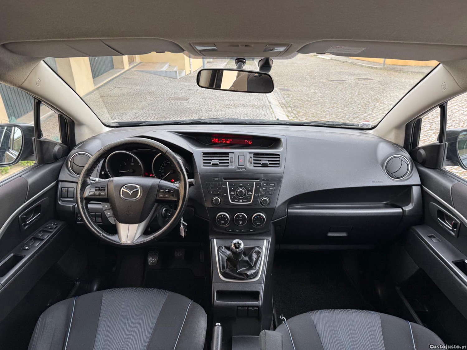 Mazda 5 1.6D - 7 lugares — fotografia 3