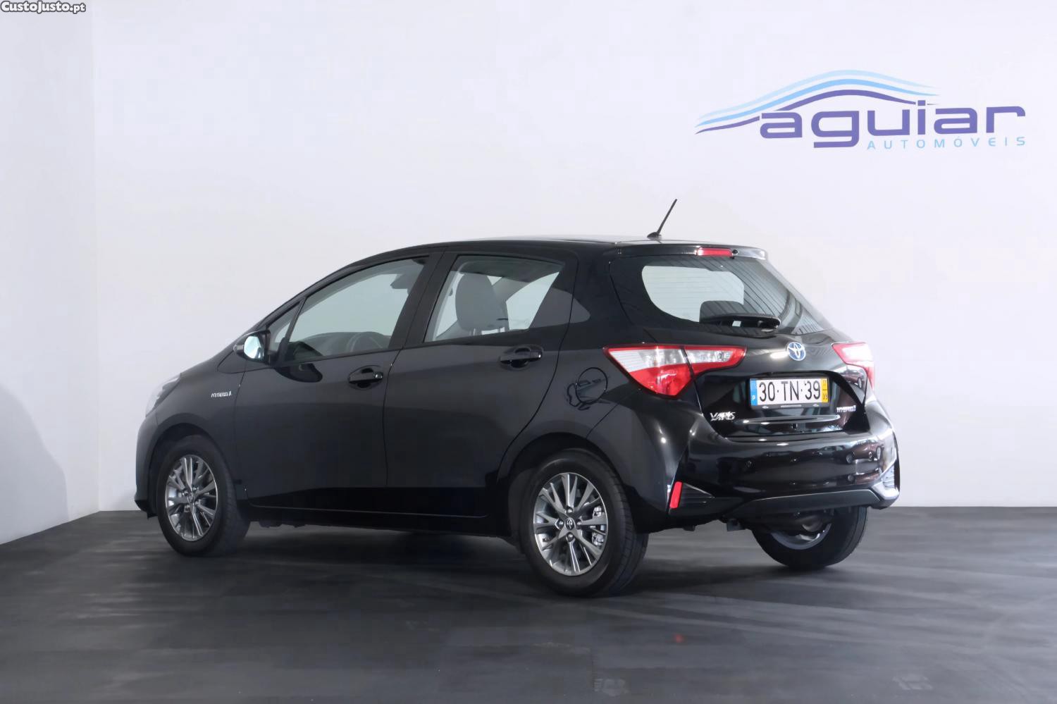 Toyota Yaris 1.5 HSD Comfort +P.S - 17 — photo 3