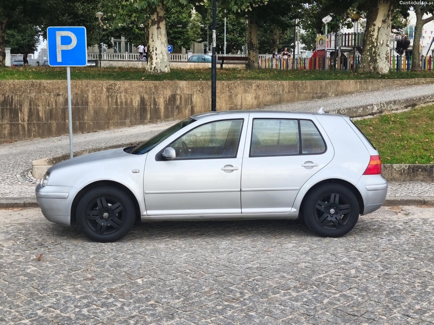 Volkswagen Golf IV — fotografia 3