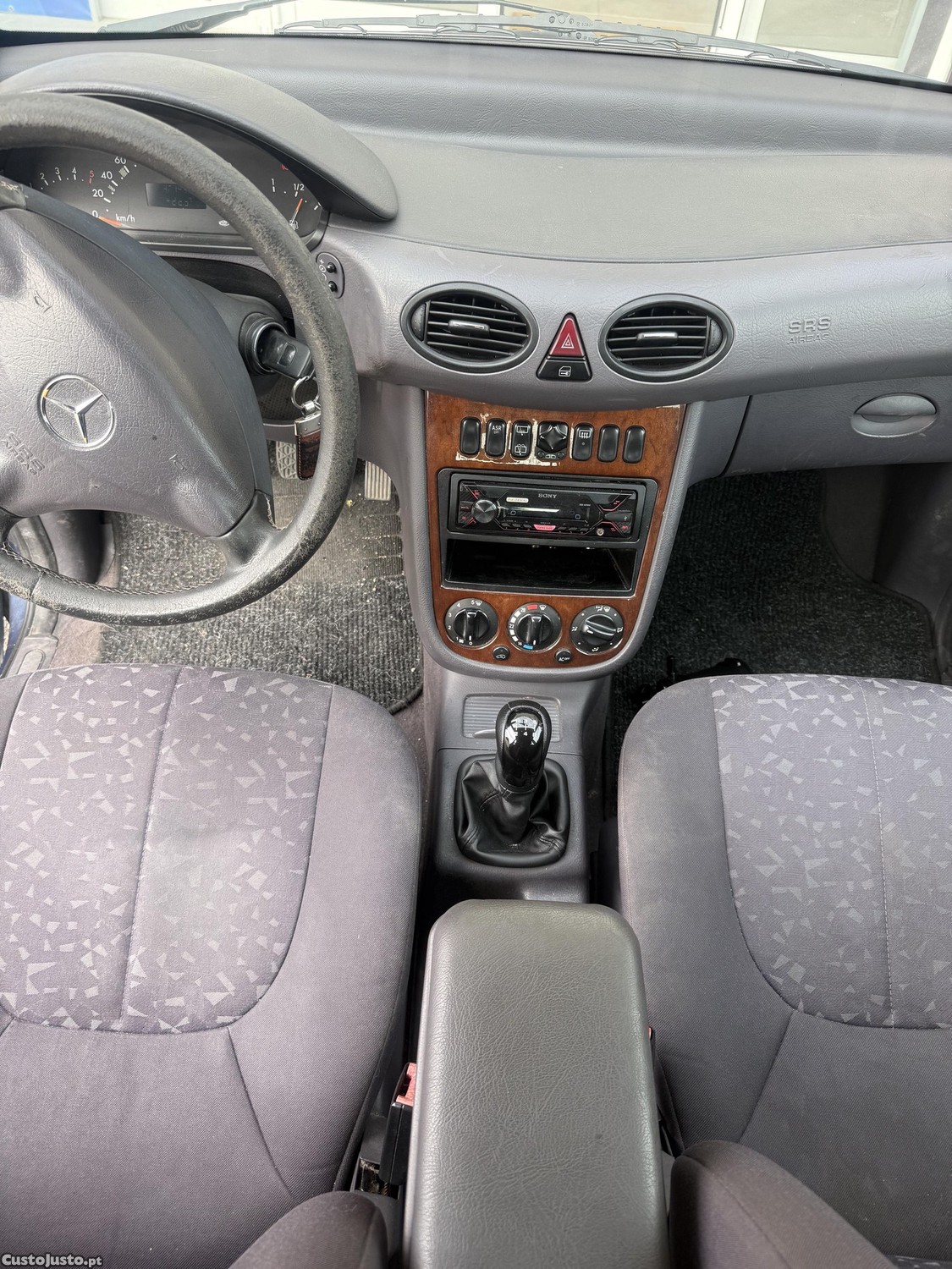 Mercedes-Benz A 170 Elegance — fotografia 4