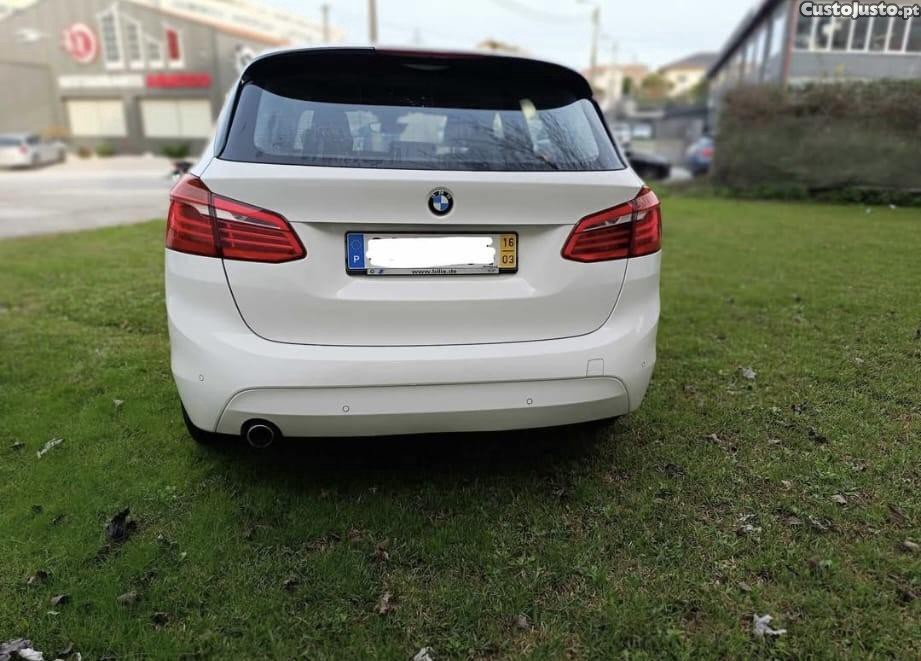 BMW 216 Active Tourer 216 — fotografia 11
