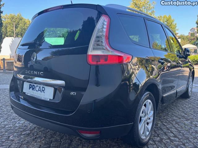 Renault Grand Scénic 1.5 dCi Dynamique S SS — fotografia 3