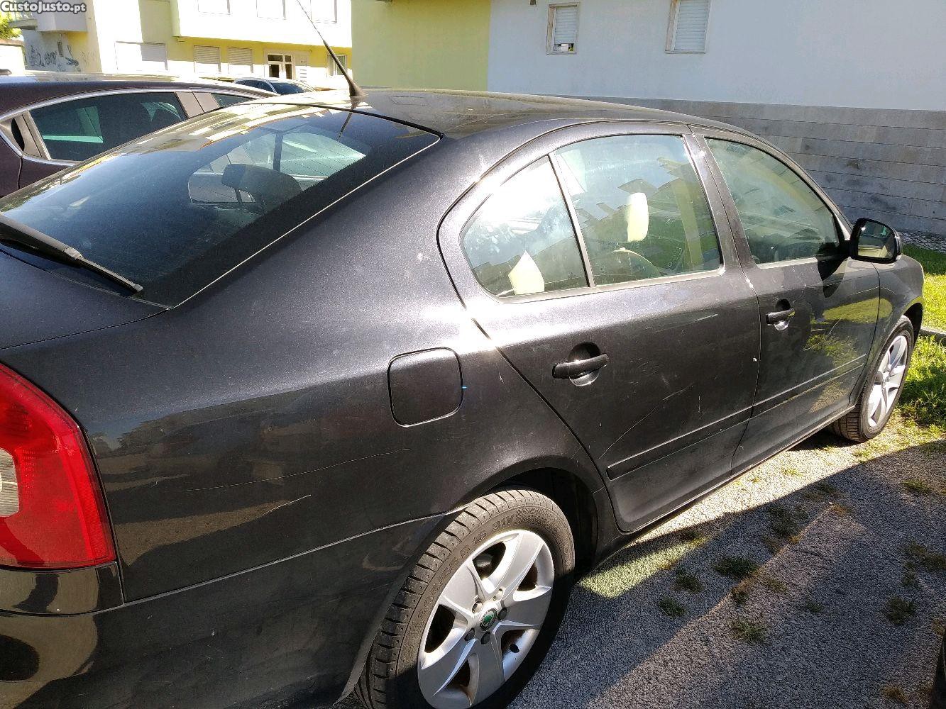 Skoda Octavia 1.6TDI — fotografia 9