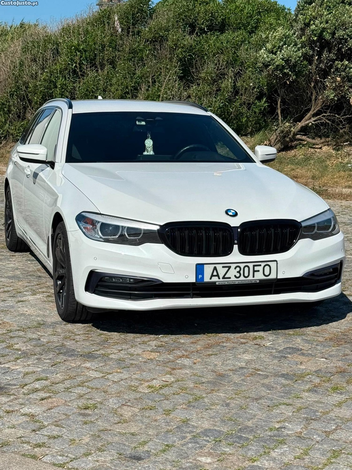 BMW 520 Xdrive — fotografia 4