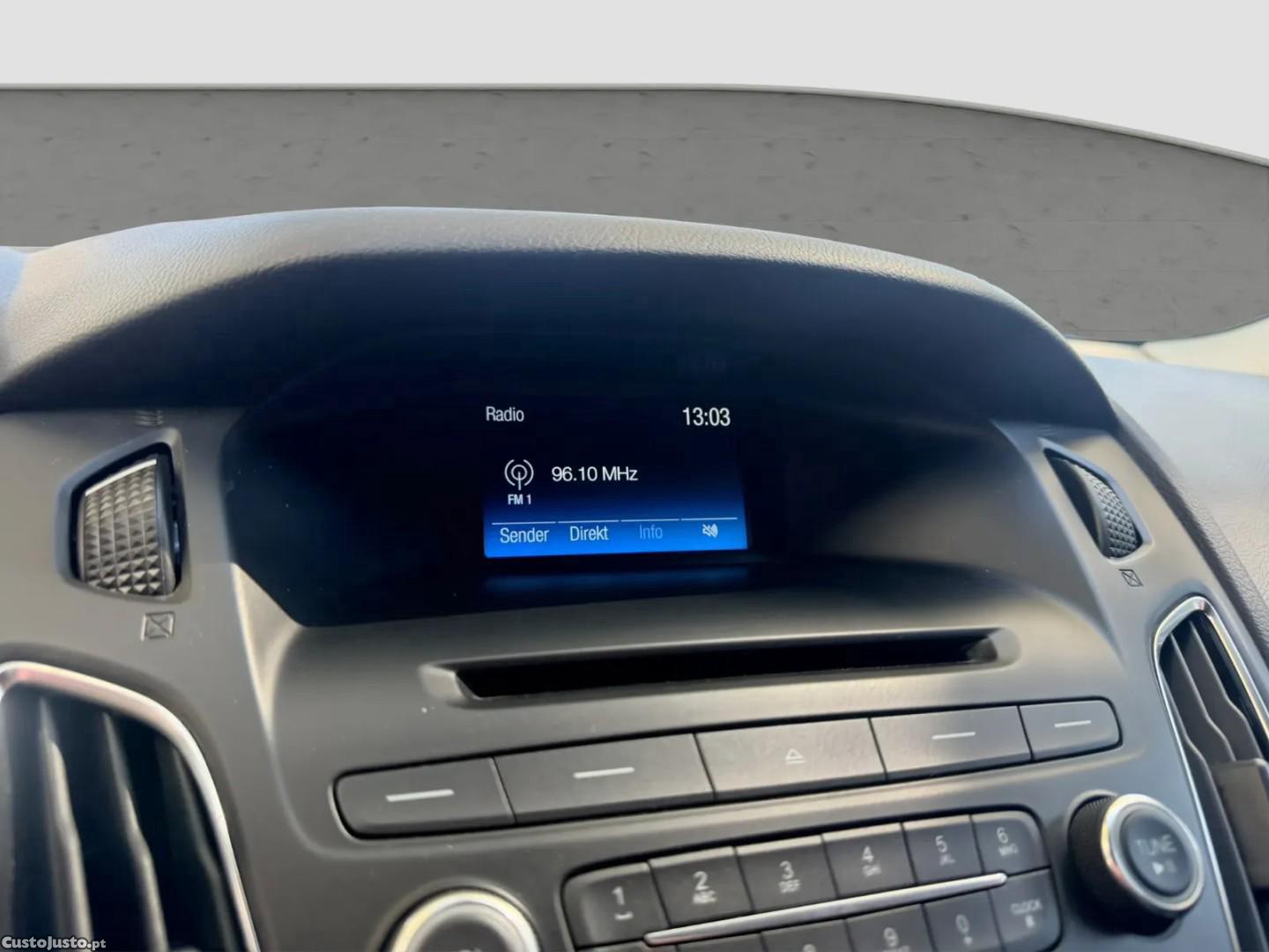 Ford Focus Outro — photo 5