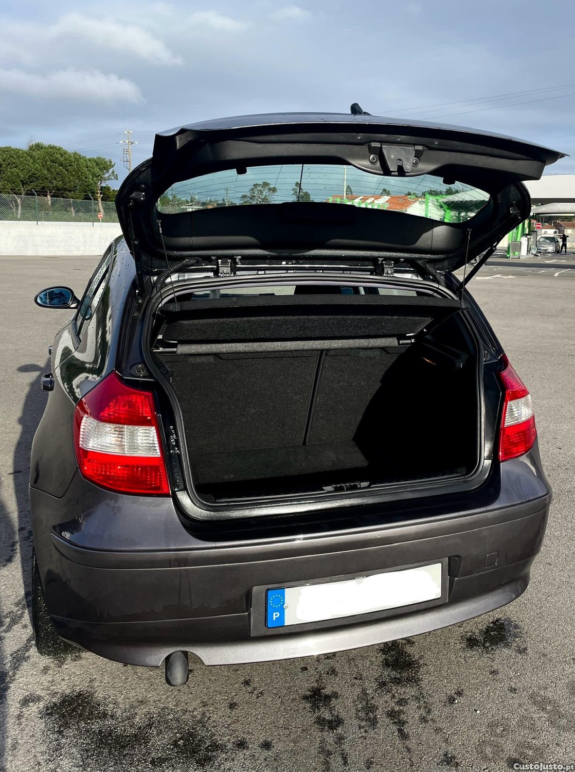 BMW 120 (1 Series) — photo 2
