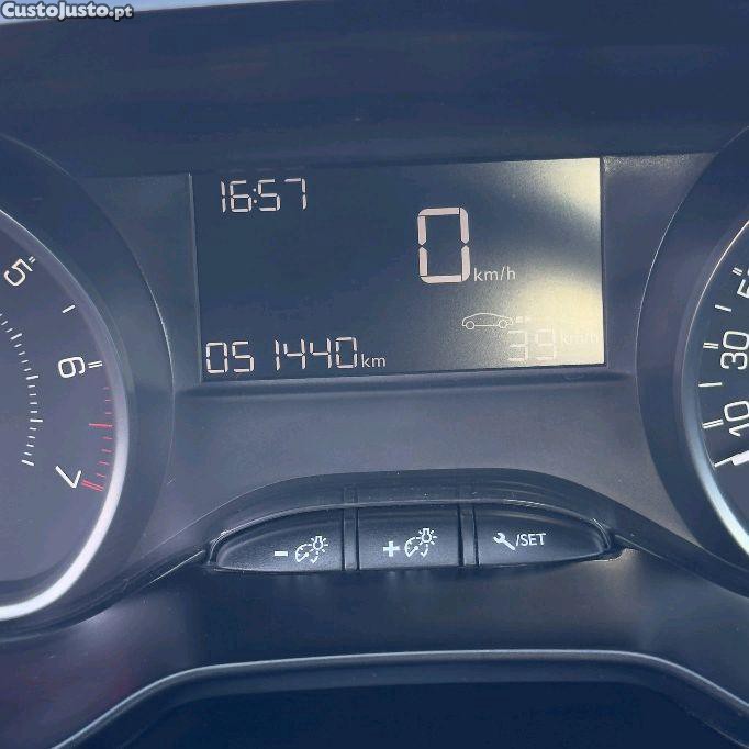 Peugeot 208 1.2 Like Gasolina — photo 5
