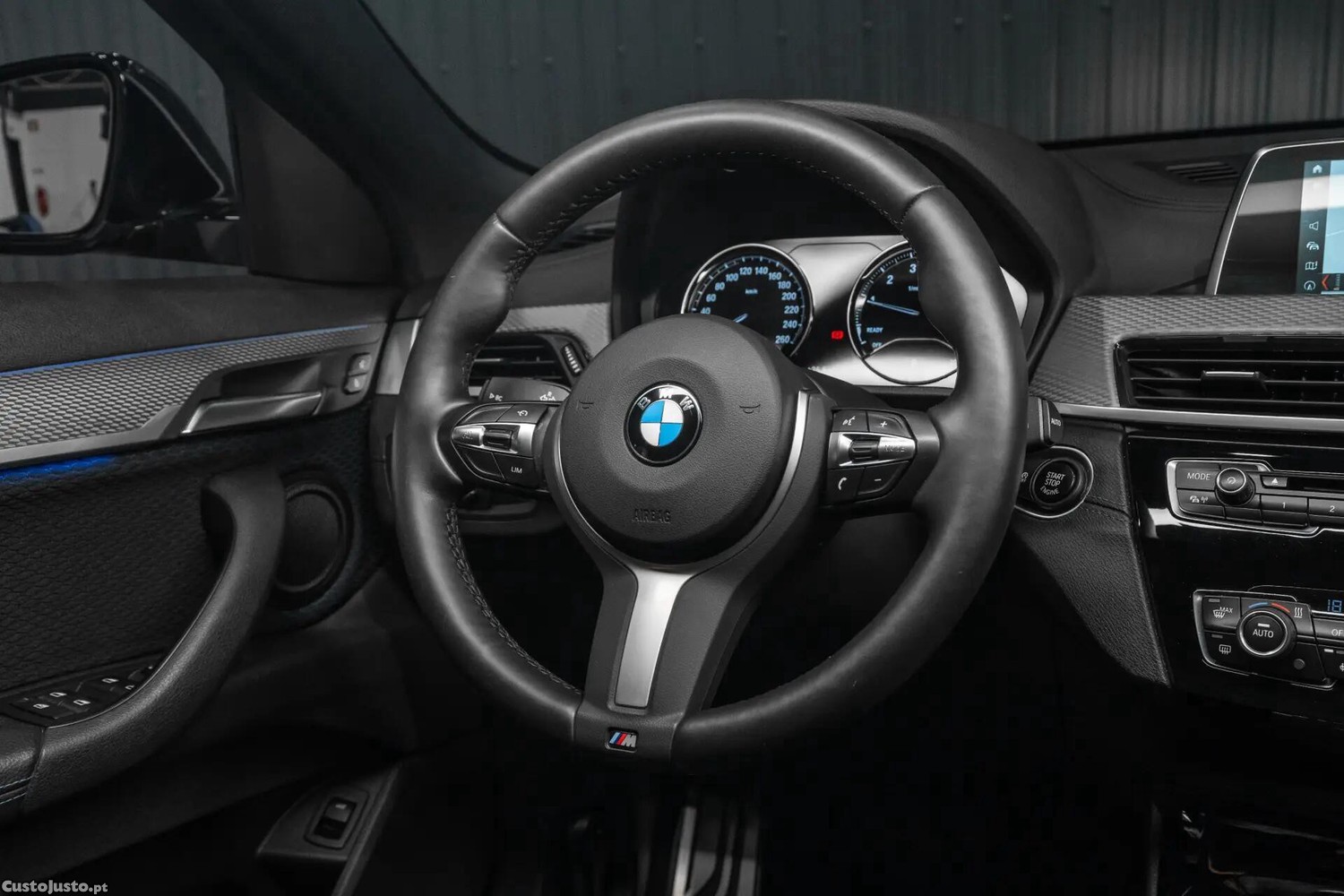 BMW X2 18 i sDrive Auto Pack M — fotografia 17