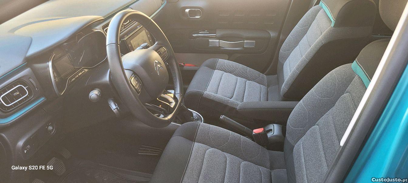 Citroën C3 PureTech Shine — fotografia 4