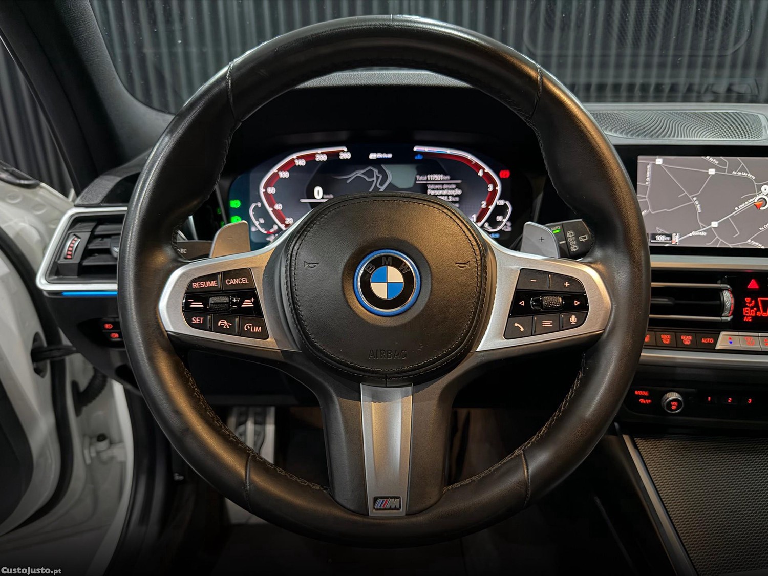 BMW 330 e Pack M Auto — fotografia 8
