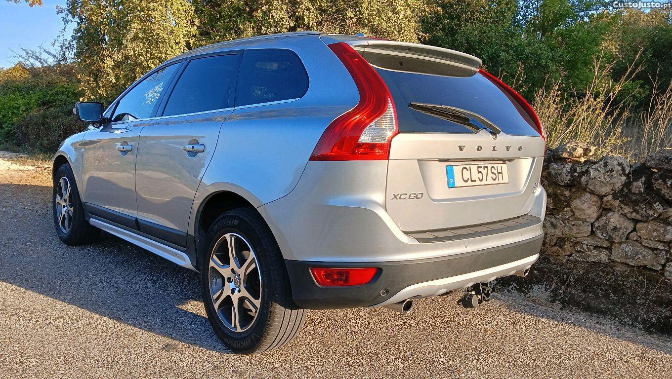 Volvo XC60 Summum D5 - 12 — photo 5