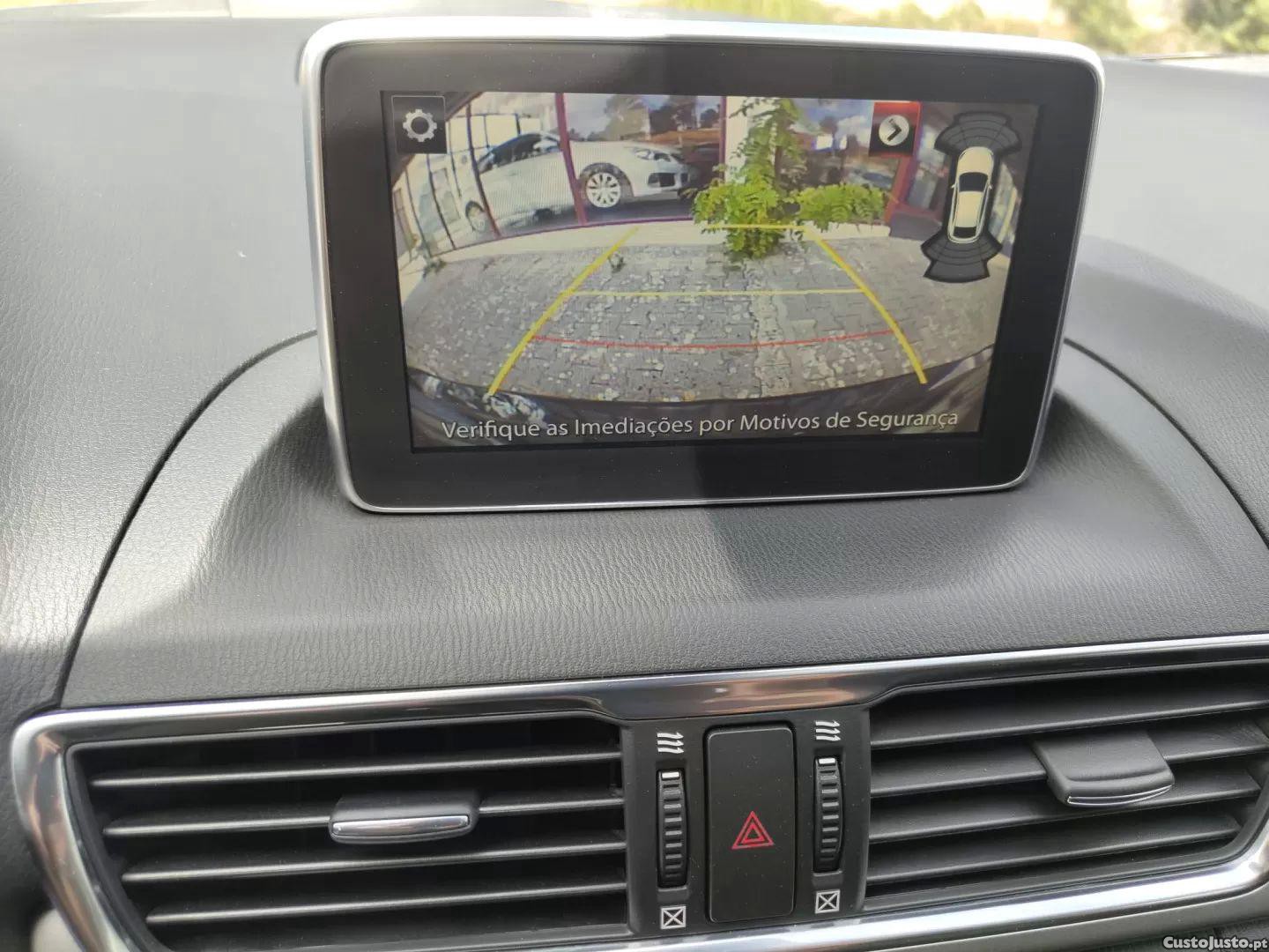 Mazda 3 1.5 sky-d excellence pack ht navi — fotografia 7