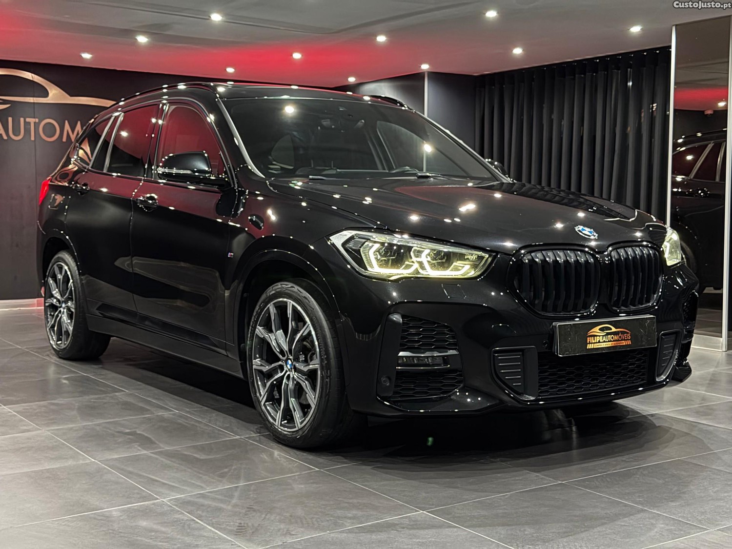 BMW X1 xDrive25e Pack Desportivo M — fotografia 17