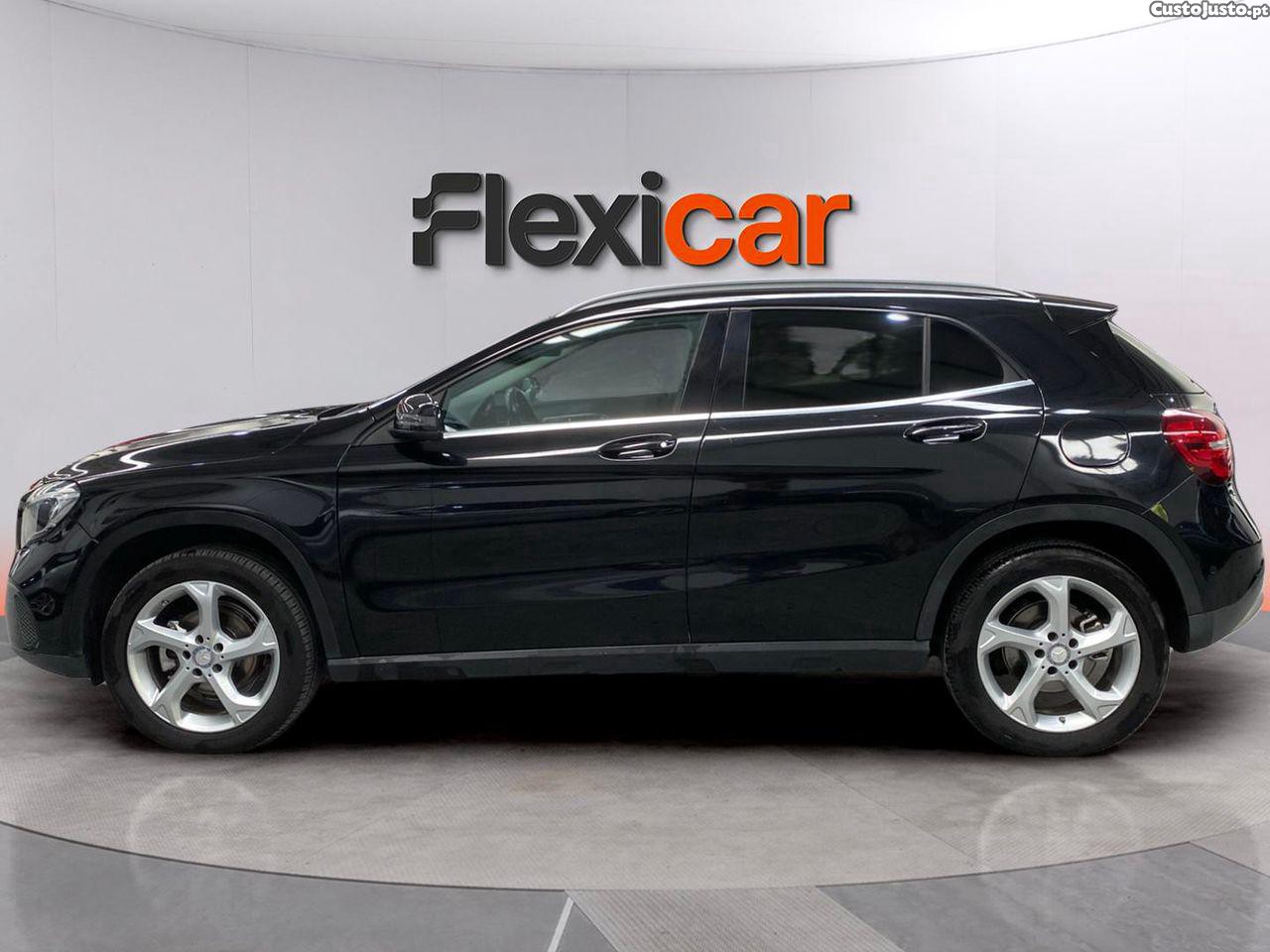Mercedes-Benz GLA 180 d Urban — photo 5