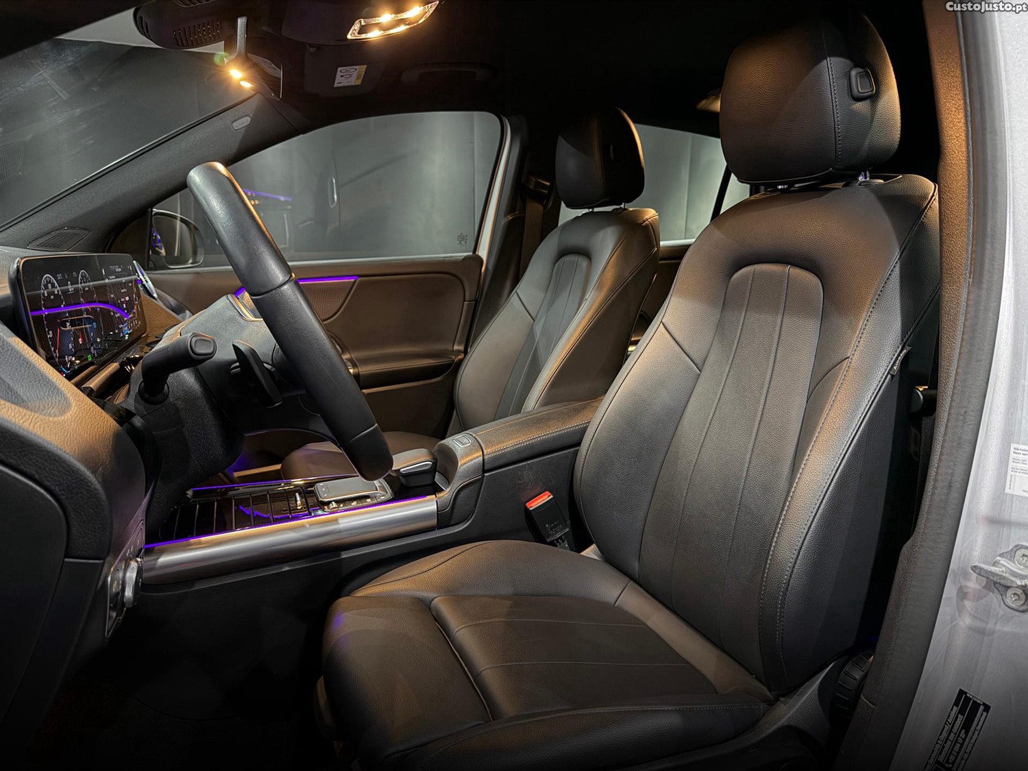 Mercedes-Benz GLA 250 e 8G-DCT Progressive — fotografia 12