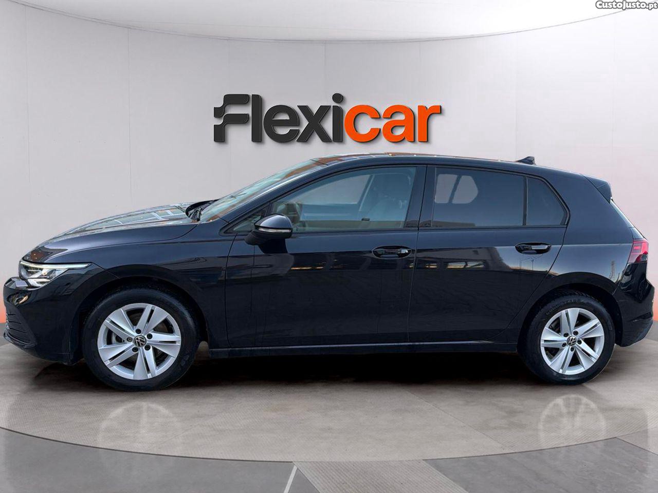 VW Golf 1.0 TSI Life - 21 — photo 4