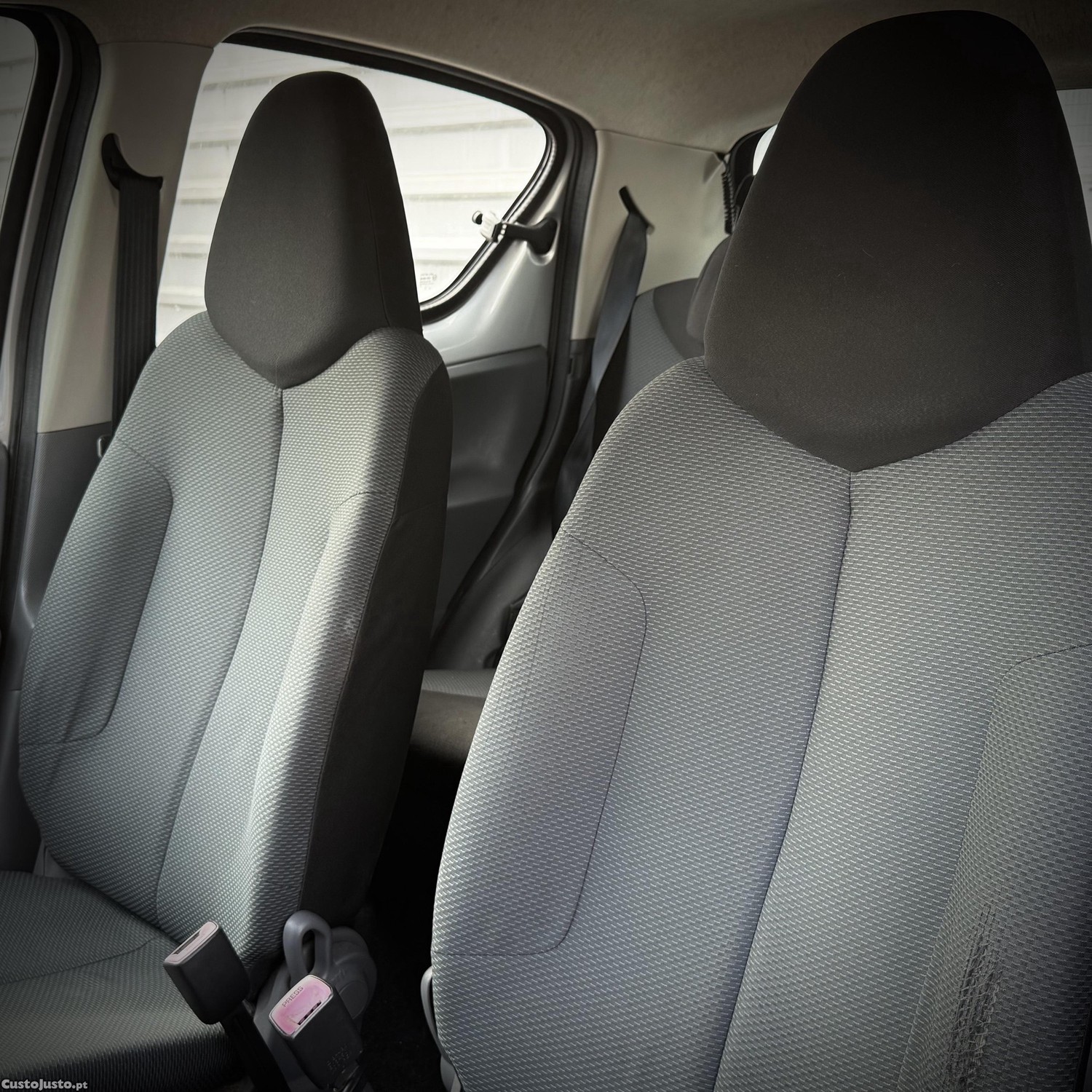 Toyota Aygo 1.0Caixa Automática — fotografia 10