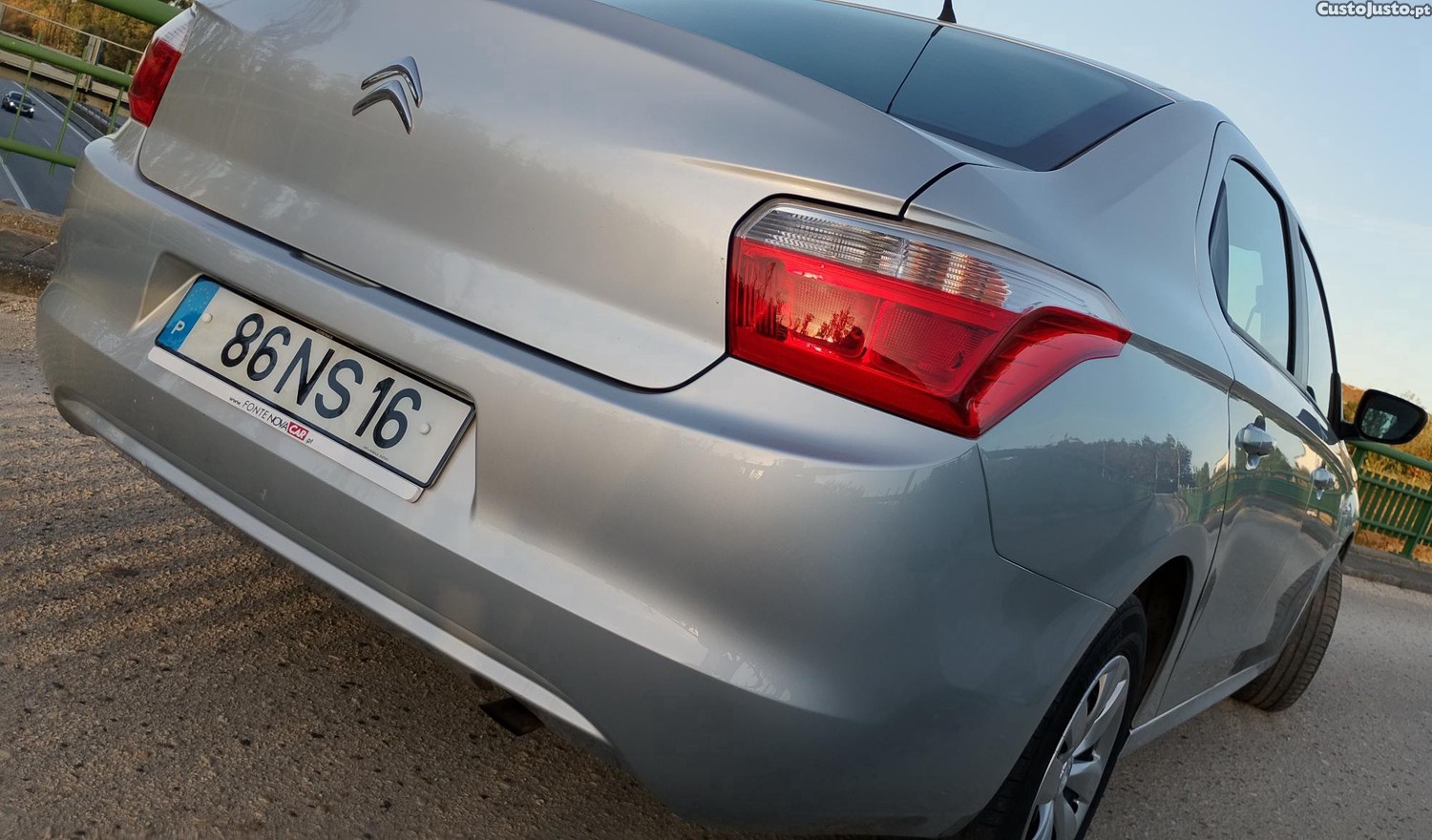 Citroën C-Elysée 1.2 VTi 72 cv — photo 2