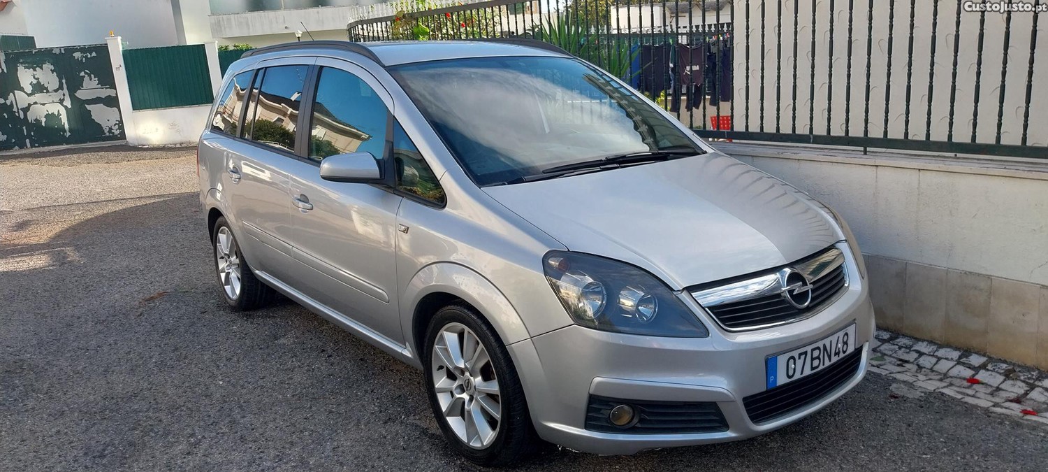 Opel Zafira 1.9 CDTI 7 lugares — photo 2