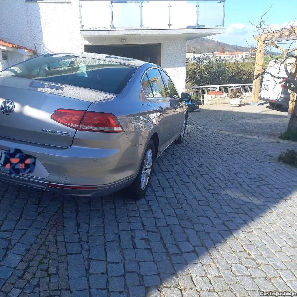 VW Passat VW Passat 2.0 TDI Confortline Sedan (2018) - 18 — photo 5