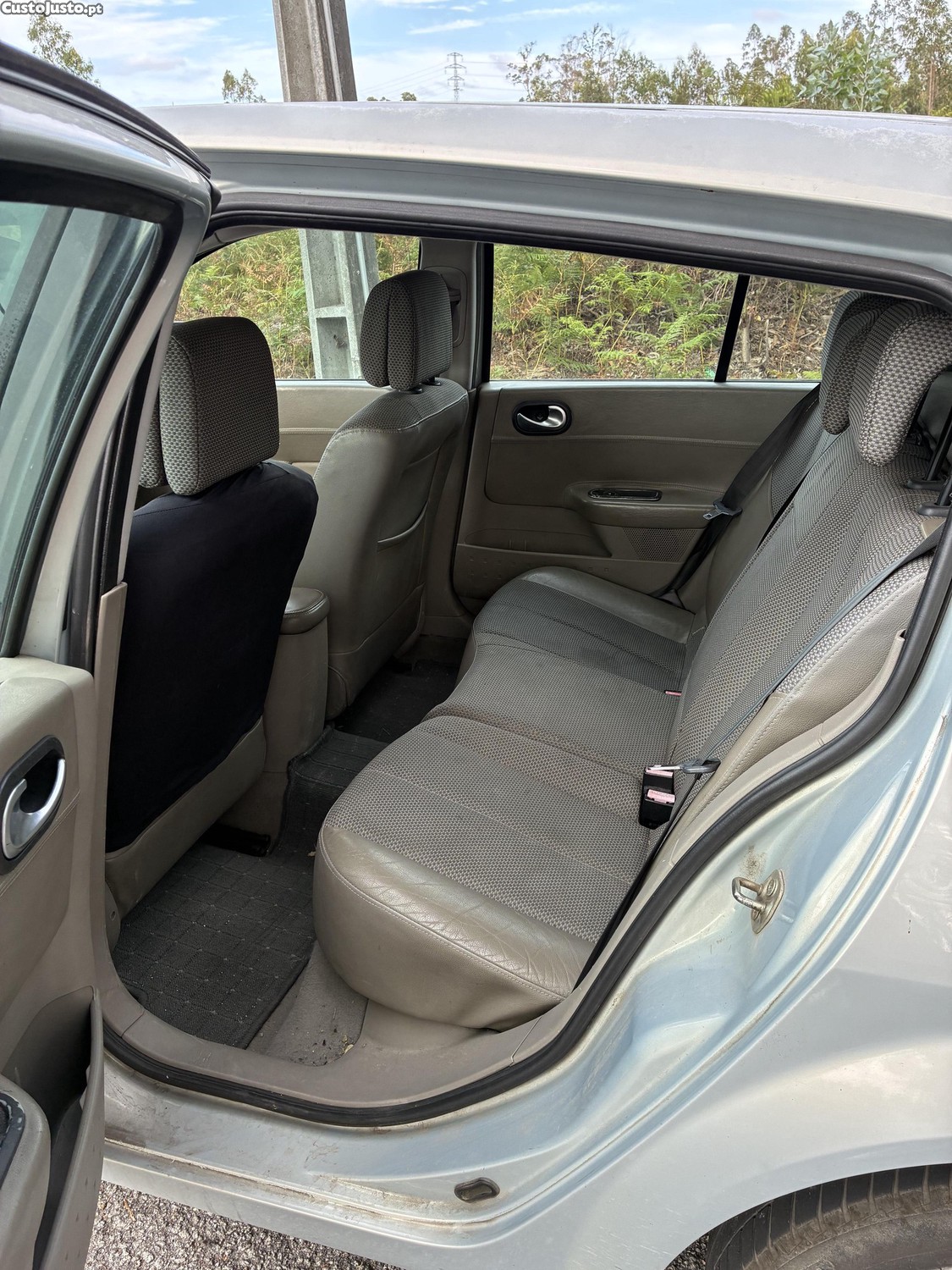 Renault Mégane II 1.5DCI — fotografia 3
