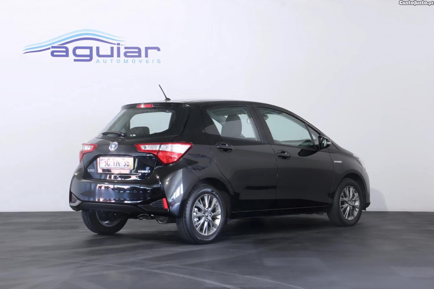 Toyota Yaris 1.5 HSD Comfort +P.S - 17 — photo 4