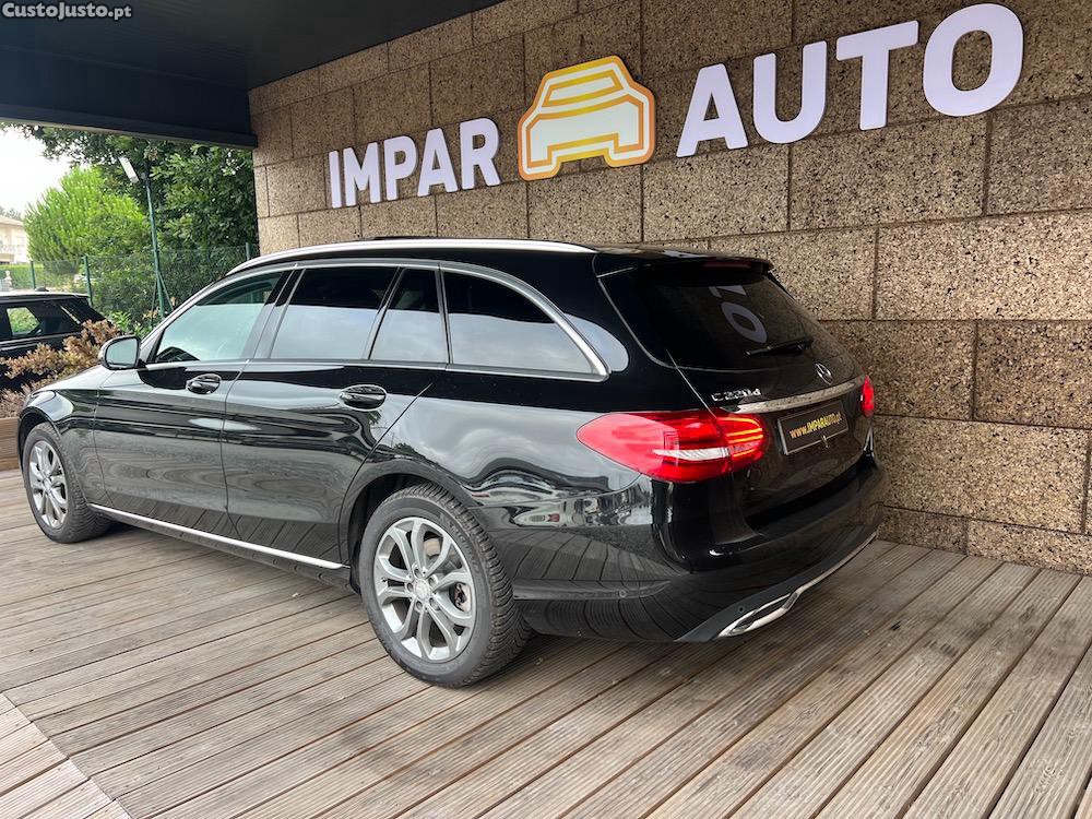 Mercedes-Benz C 220 d T Avantgarde Auto — fotografia 16