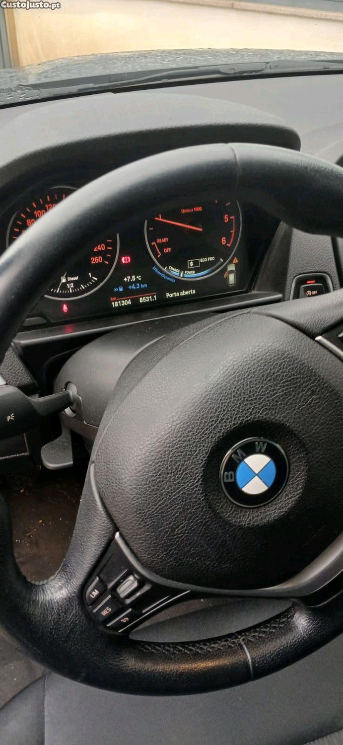 BMW 116 d EfficientDynamics — fotografia 3