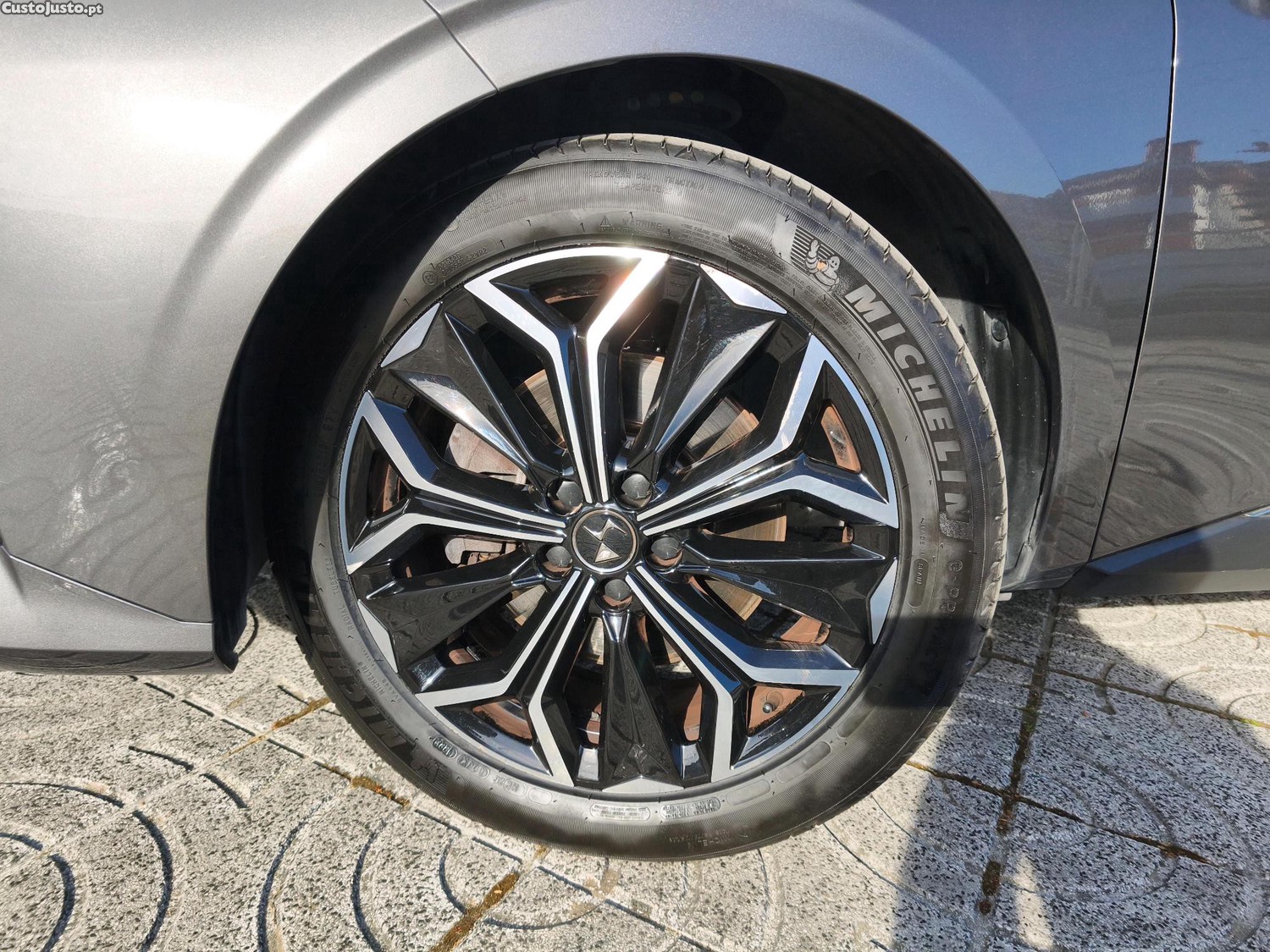 DS 4 4 1.6 E-Tense 225cv Rivoli IVA DEDUTIVEL — fotografia 5