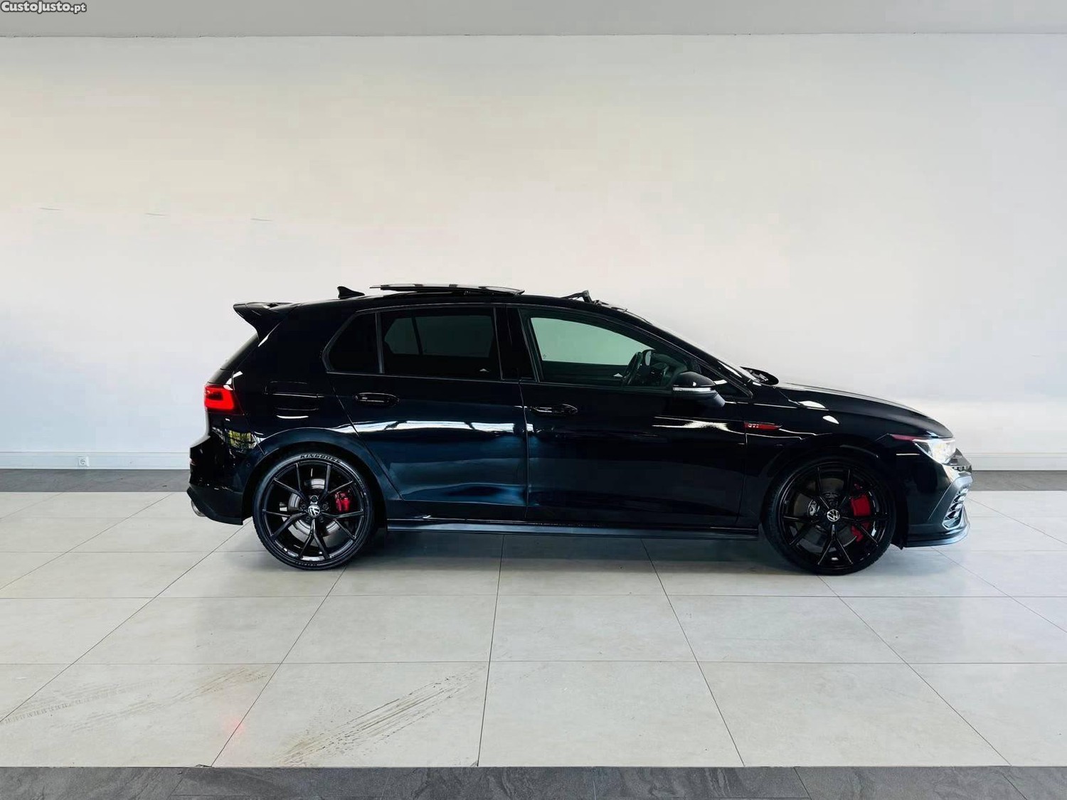 VW Golf 2.0 TSI GTI — photo 4