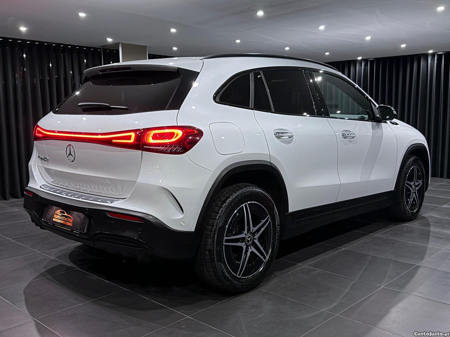 Mercedes-Benz EQA AMG Line — fotografia 18