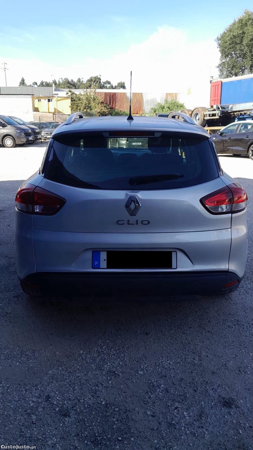 Renault Clio Sport Tourer — photo 2
