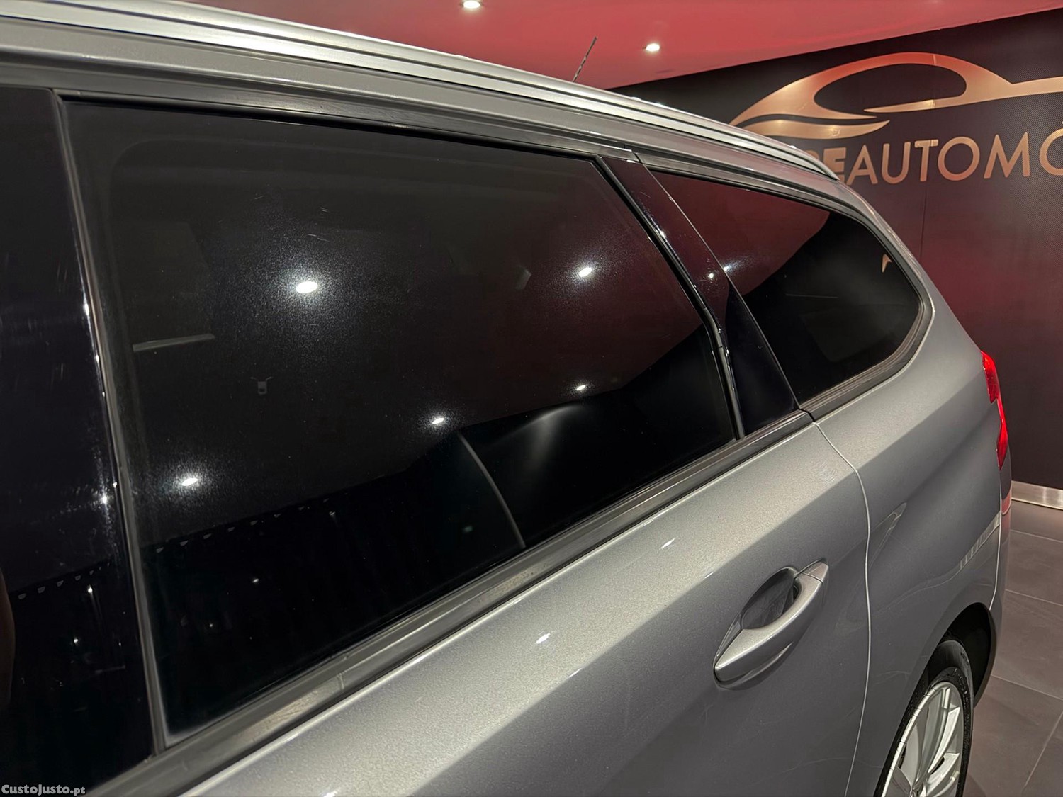 Peugeot 308 SW 1.6 BlueHDi Allure — fotografia 16