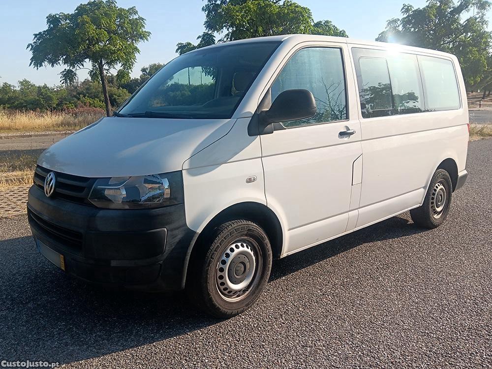 Volkswagen Transporter Kombi — fotografia 2