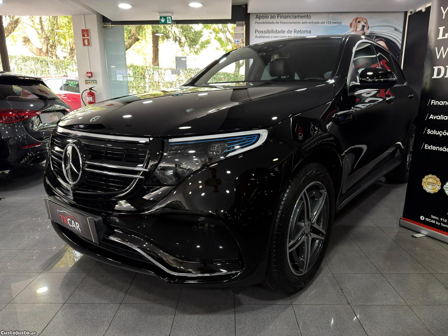 Mercedes-Benz EQC 400 400 4Matic AMG Line - 20 — photo 3