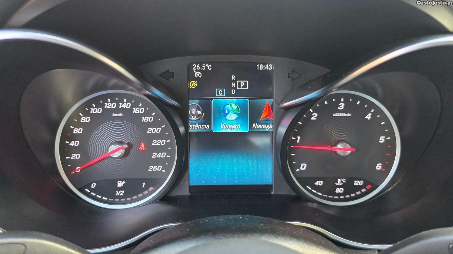 Mercedes-Benz C 220 d Avantgarde — fotografia 10