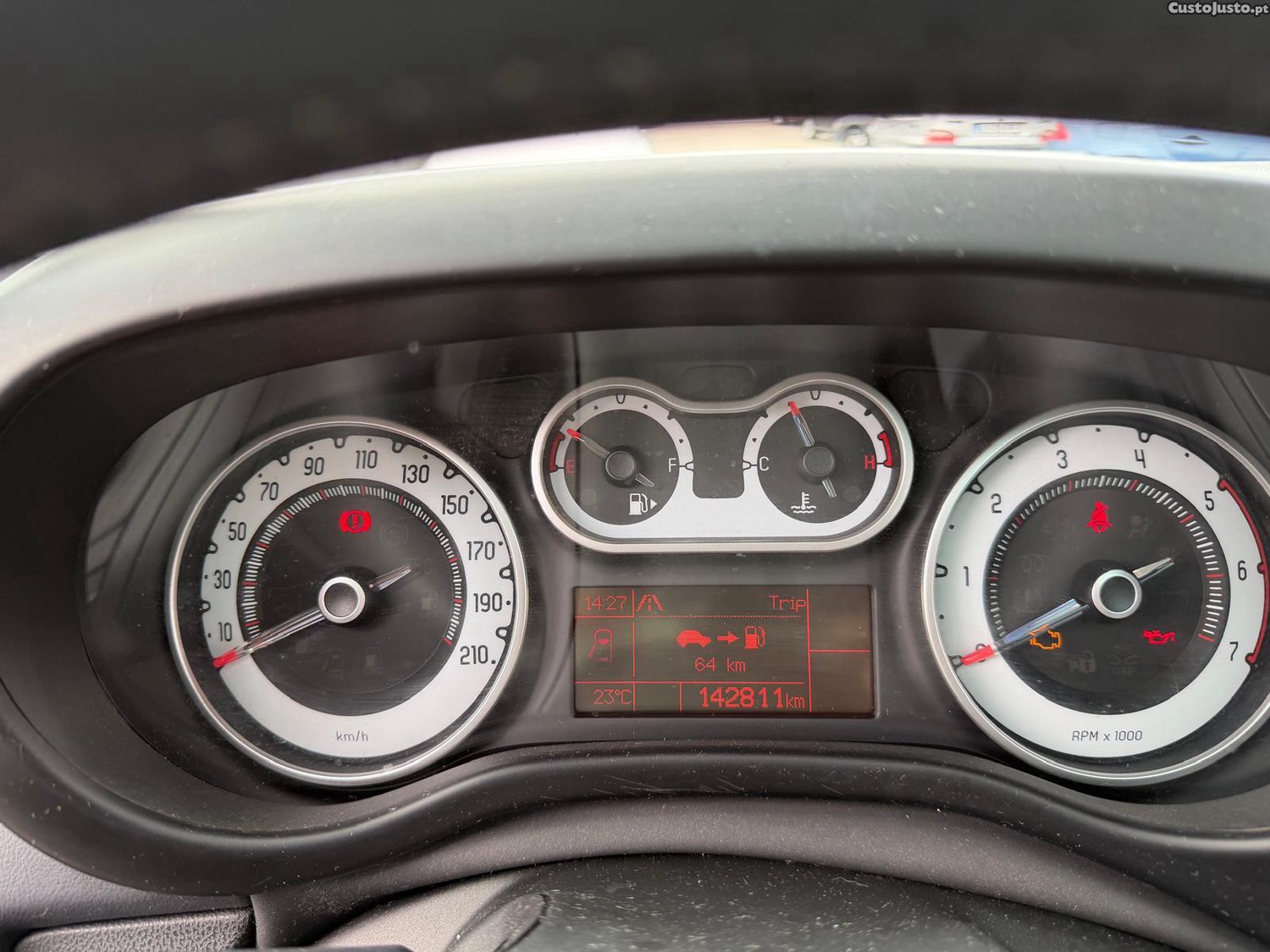 Fiat 500L 1.3MultiJet — fotografia 5