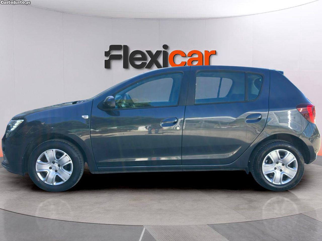 Dacia Sandero 1.0 SCe Pack — fotografia 15