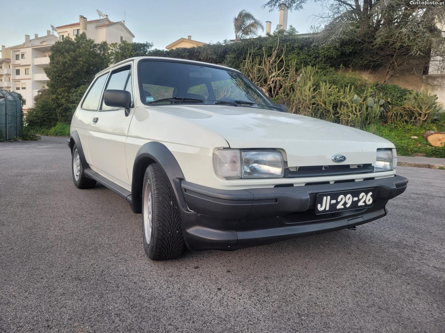 Ford Fiesta XR2 — fotografia 7