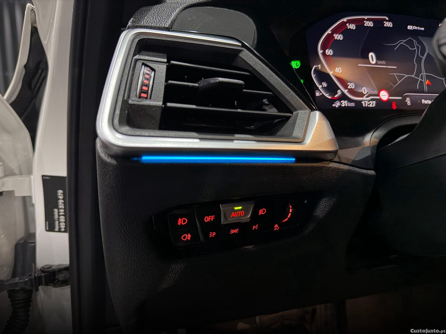 BMW 330 e Pack M Auto — fotografia 6