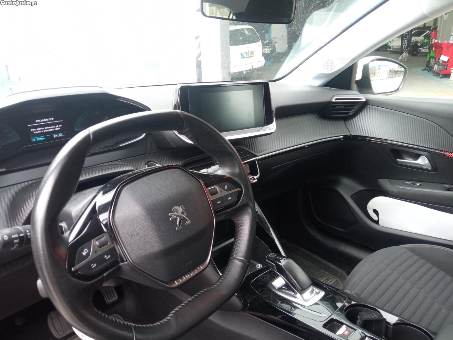 Peugeot e-208 100KW — fotografia 2