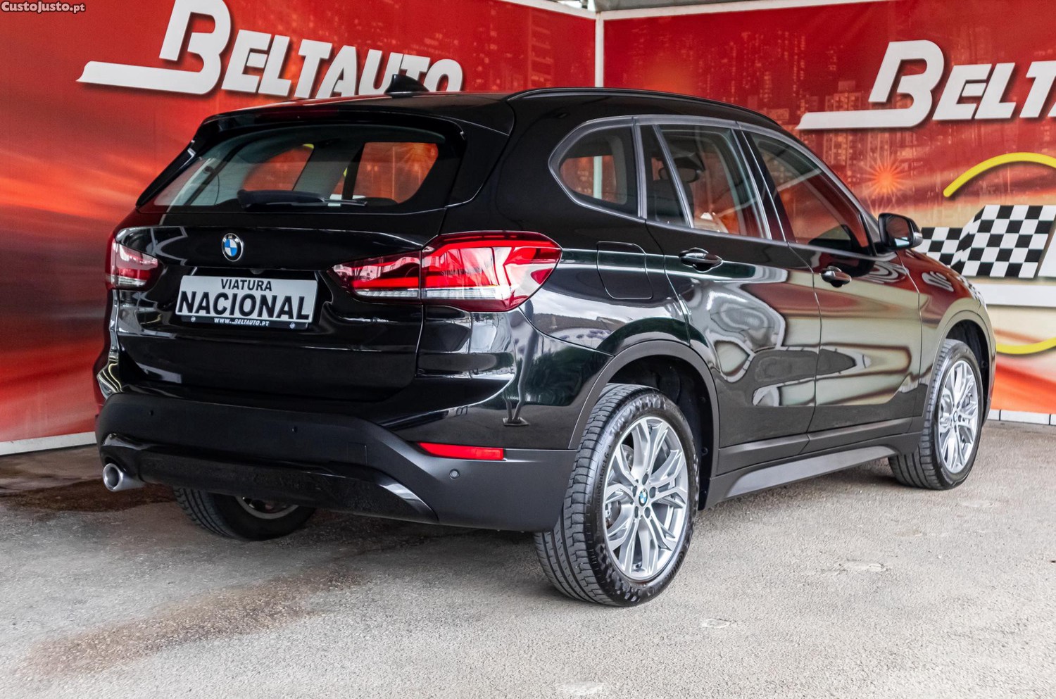 BMW X1 16 D sDrive Auto — fotografia 20