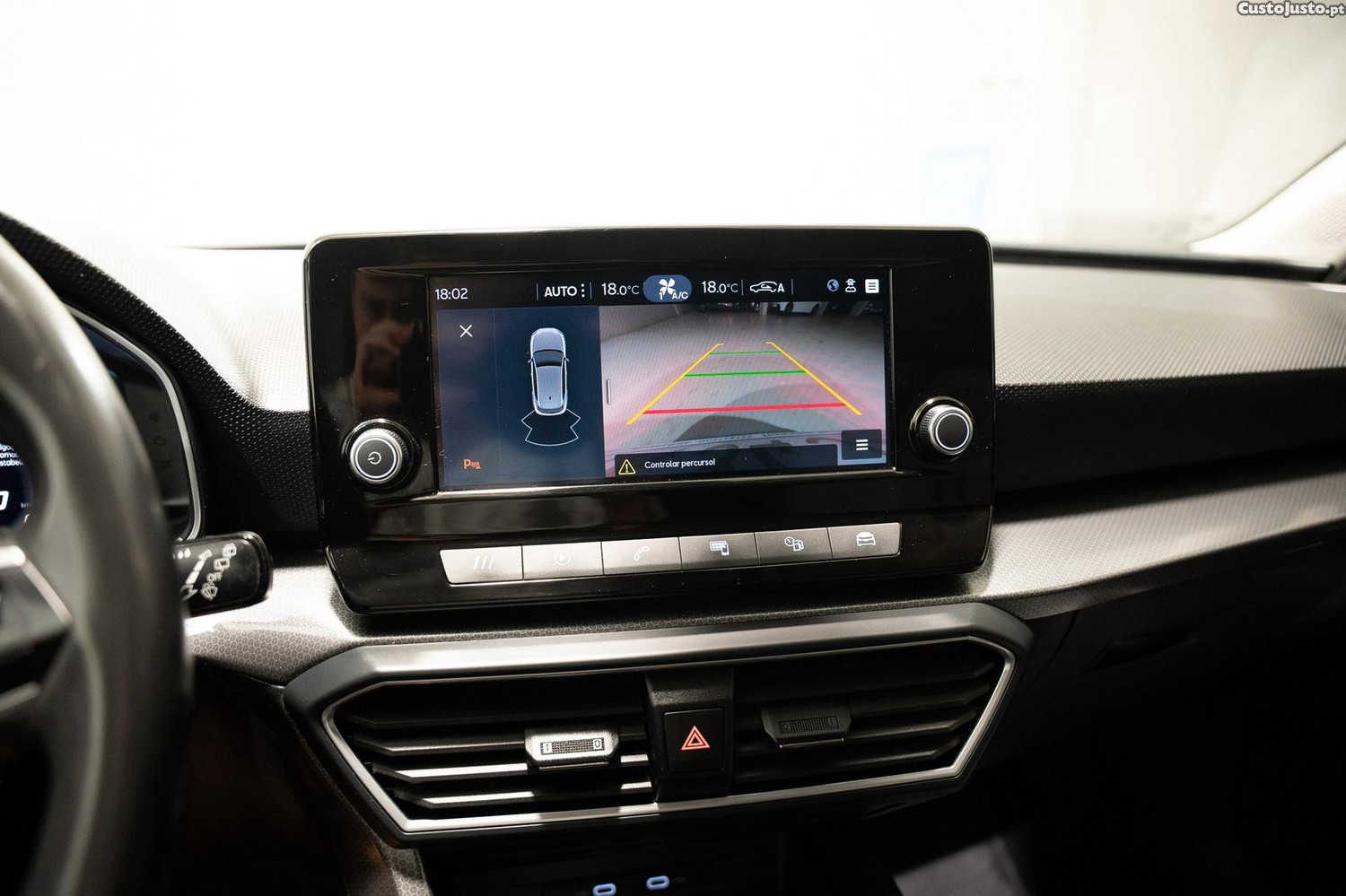 SEAT Leon 1.0 ETSI Style DSG — fotografia 16