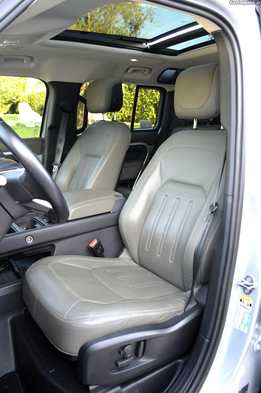 Land Rover Defender 3.0 I6 130 AWD X-Dynamic HSE — fotografia 6
