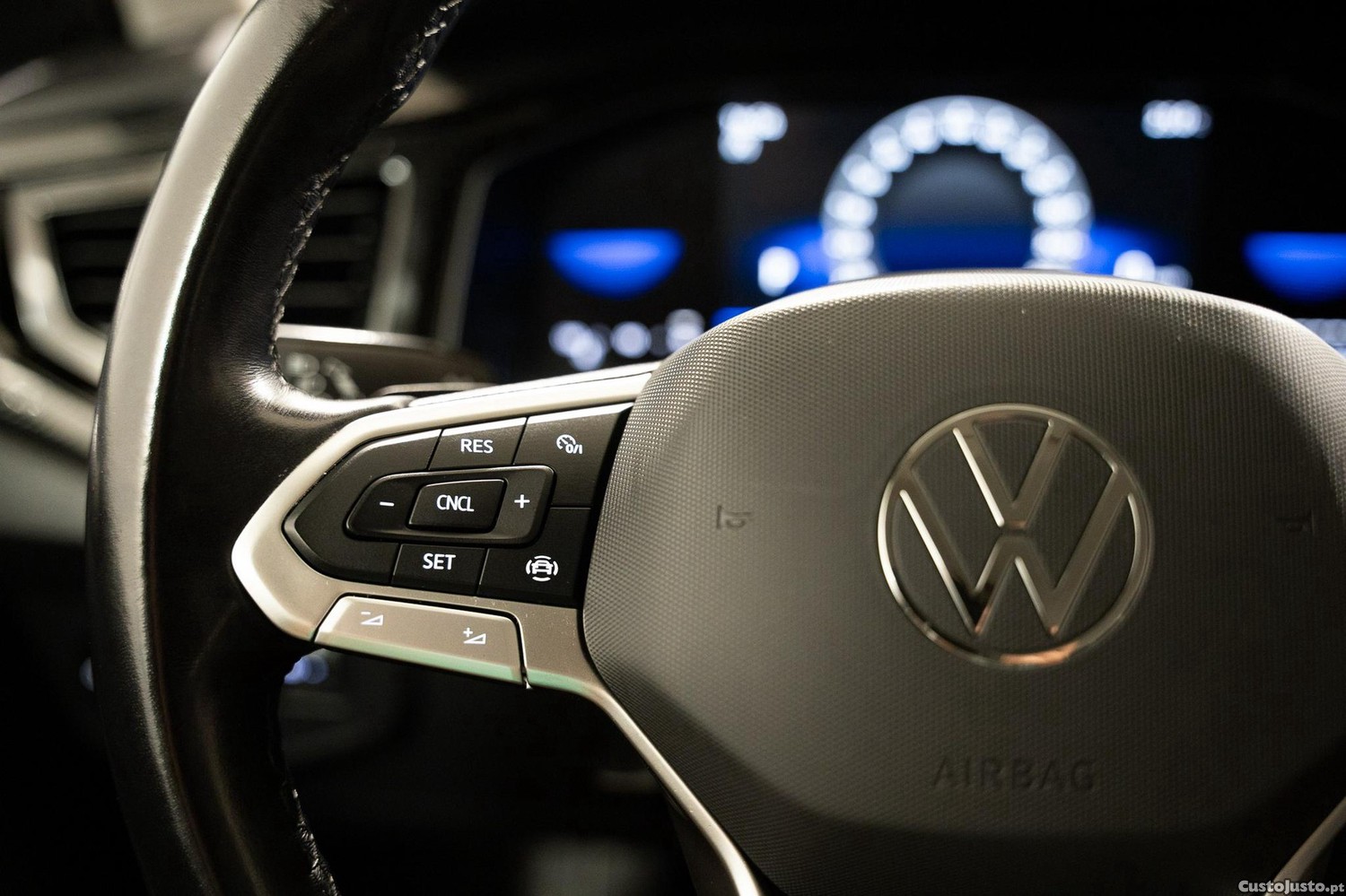 Volkswagen Taigo 1.0 TSI Life DSG — fotografia 8