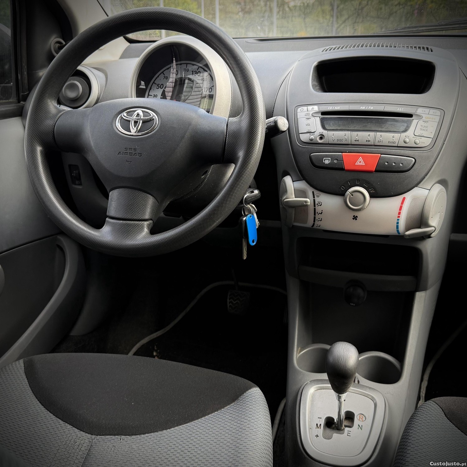 Toyota Aygo 1.0Caixa Automática — fotografia 4