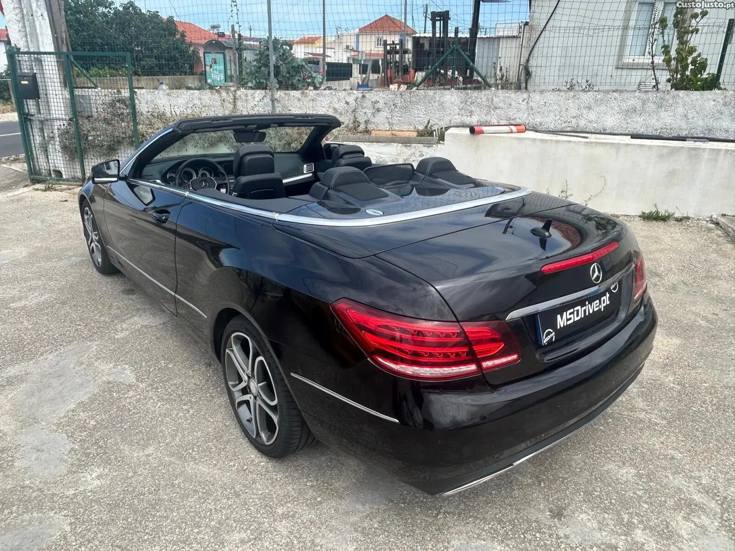 Mercedes-Benz E 220 BlueTEC Auto — fotografia 12