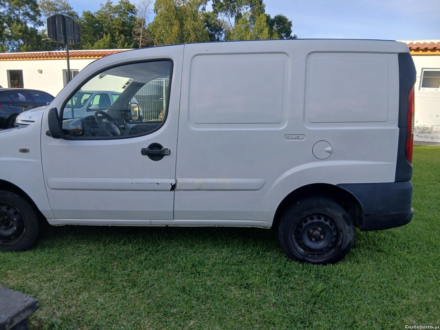 Fiat Doblo 1.3 multijet — fotografia 4
